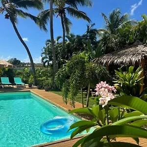 le-petit-havre-tropical-guadeloupe-gite-massages-spa.comcaribbean.com/